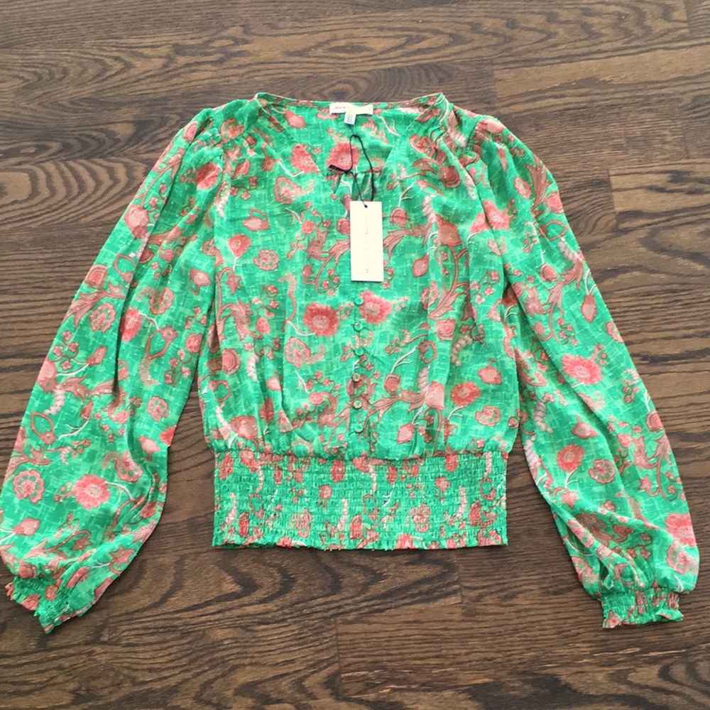 NWT Spring long sleeve balloon sleeve top